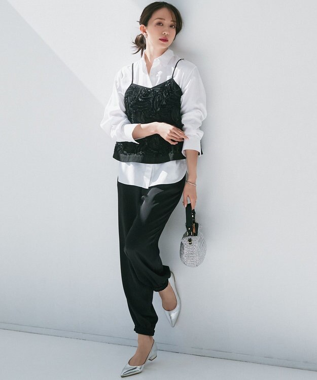 23区 【防シワ性/吸水速乾】ジョーゼットサテン ジョグパンツ ブラック系