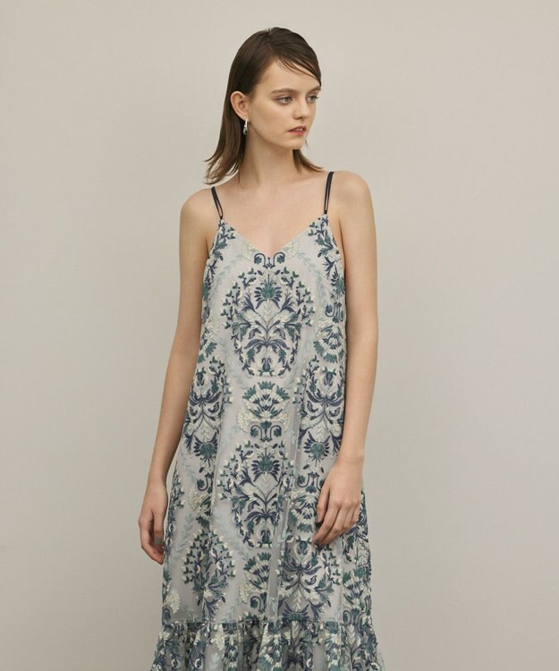 GRACE CONTINENTAL オーナメントembワンピース ブルー