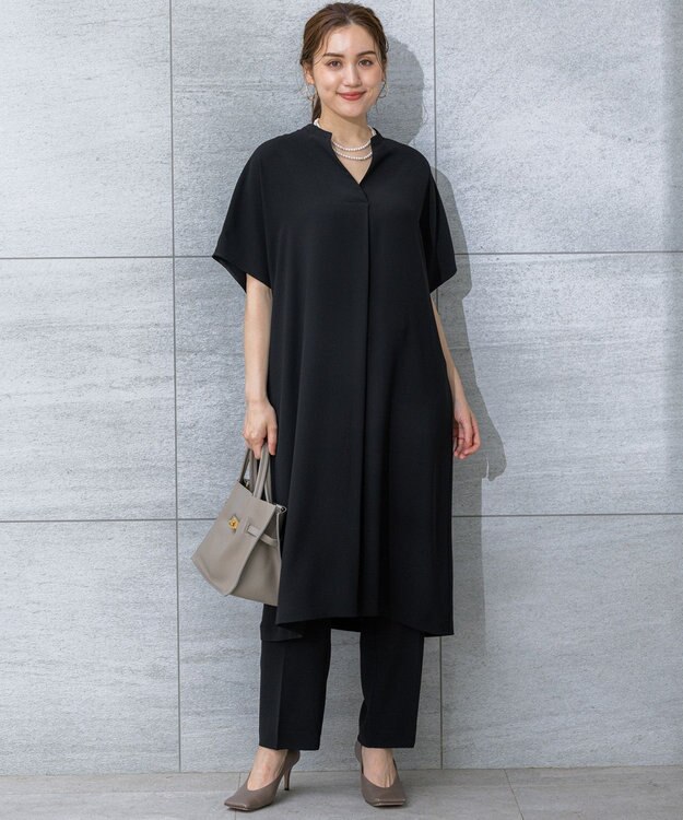 23区 L 【Lサイズ限定/吸水速乾/UVカット/接触冷感/】ストレッチジョーゼット 半袖ワンピース ブラック系