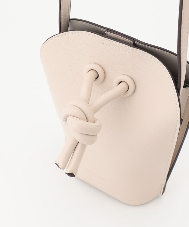 LA BAGAGERIE 【maison vert】 【多収納・軽量】ラウンドノットショルダー アイボリー