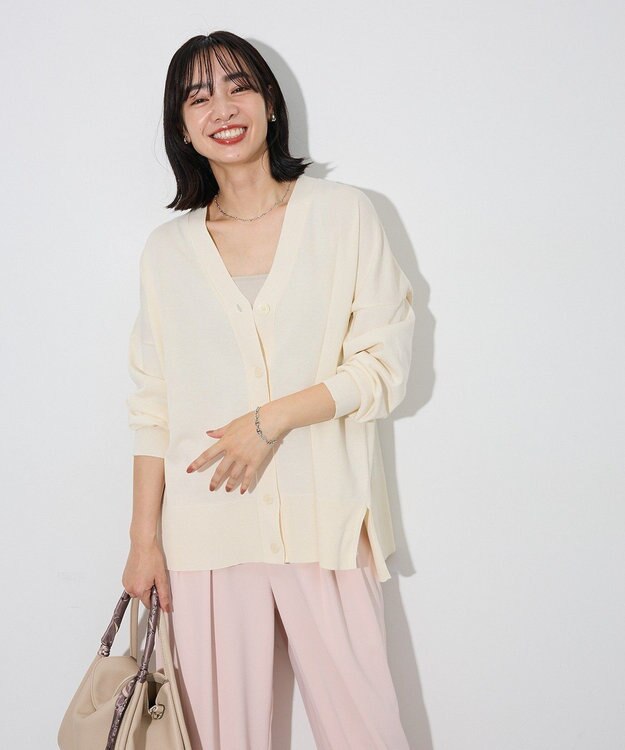 Green Parks ここちニットＶネックカーディガン Ecru