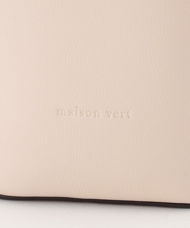 LA BAGAGERIE 【maison vert】 【多収納・軽量】ラウンドノットショルダー アイボリー