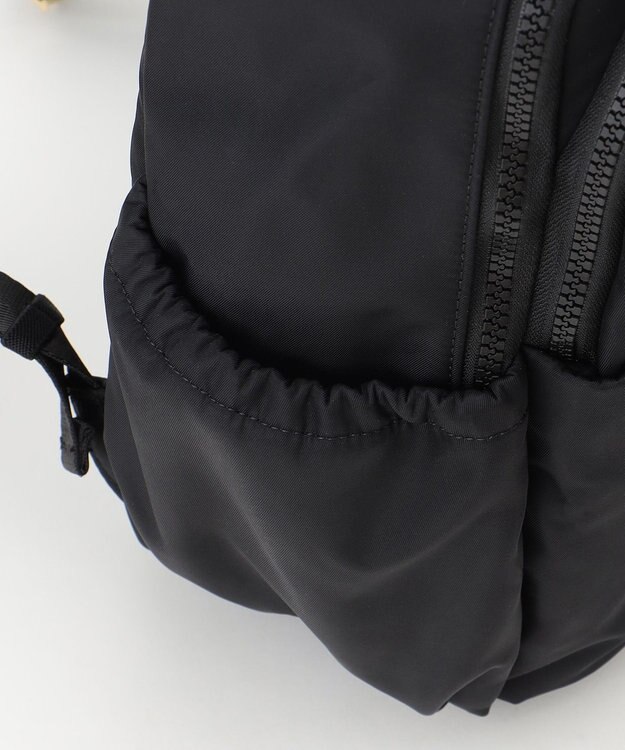 TOCCA 【WEB＆一部店舗限定】【A4サイズ対応・環境に優しい素材】COLLINA BACKPACK 13ポケット バックパック ブラック系