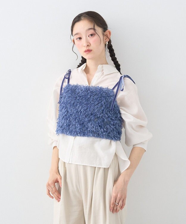earth music&ecology 【WEB限定】ベロアリボンフェザービスチェ Blue