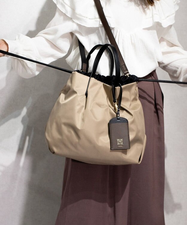 style code 【PADMA/パドマ】カードケース付　ナイロン巾着トートバッグ ベージュ