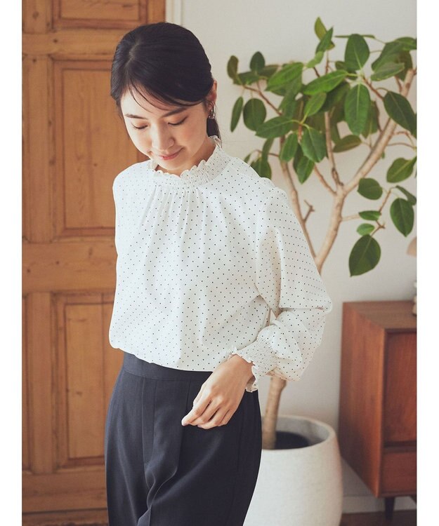 earth music&ecology シャーリングブラウス Dot