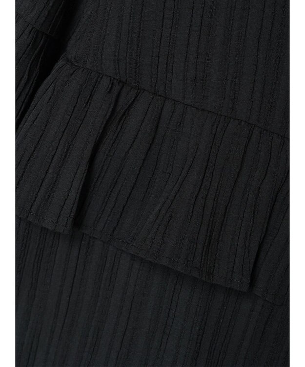 earth music&ecology フリル切替えショートブラウス Black