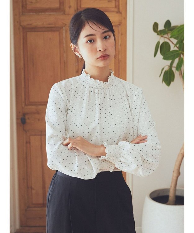 earth music&ecology シャーリングブラウス Dot