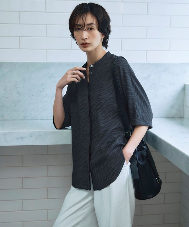 ICB ソフトワンショルダーバッグ ブラック系