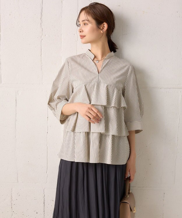 組曲 コンパクトシャーティングティアード ブラウス アイボリー系1