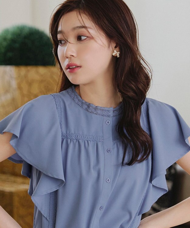 Tiaclasse L 【洗える】フレアスリーブレースブラウス ブルー