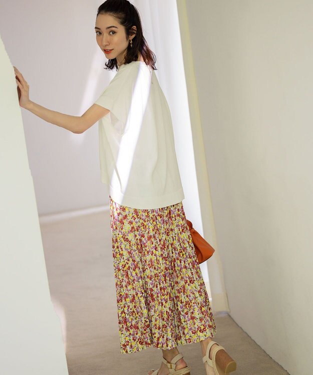 組曲 L 【洗える・型崩れしにくい】CHAI ニットTシャツ アイボリー系