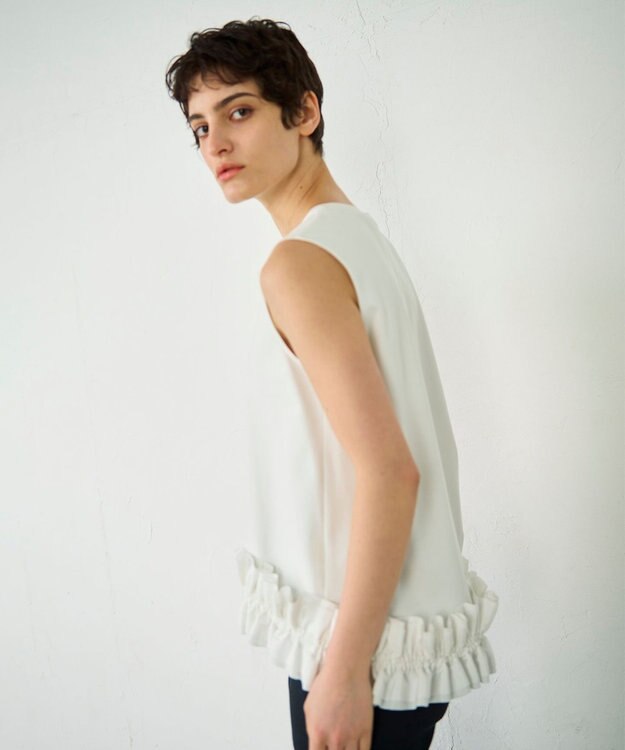 GRACE CONTINENTAL ヘムフリルカットトップ ホワイト
