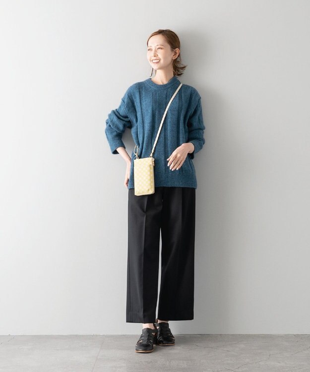 MIYABIYA La quoh with kirakaracho 南蛮七宝プリントレザー スマホポシェット 菜の花(イエロー)