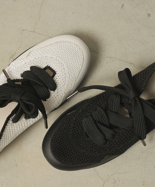 steppi ロープロ リボン スニーカー ブラック×ホワイト