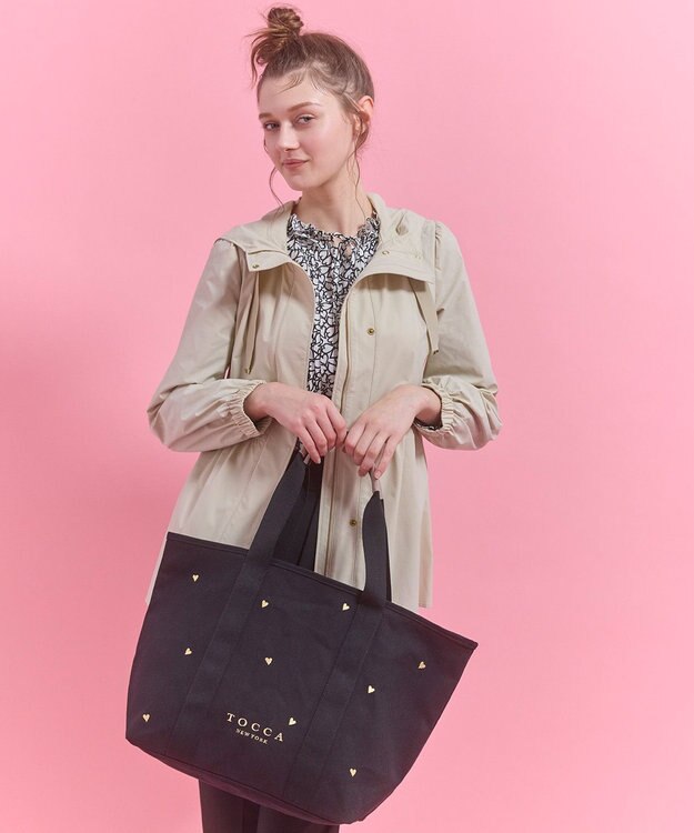 TOCCA 【chayさん着用・WEB＆一部店舗限定】LUCKY SHOWER TRAVELING TOTE トラベルキャンバストート ブラック系