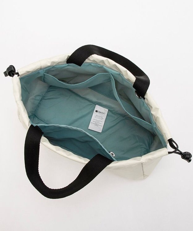 LeSportsac E/W CITY DRAWSTRING BAG??? /アップタウンパールシャイン/ブラック アップタウンパールシャイン/ブラック