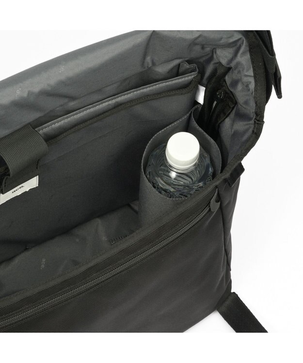 ACE BAGS & LUGGAGE 【スポーツ観戦】 ace. エブスタ ショルダーバッグ A4/14インチPC収納 メッセンジャー 20081 エース ブラック