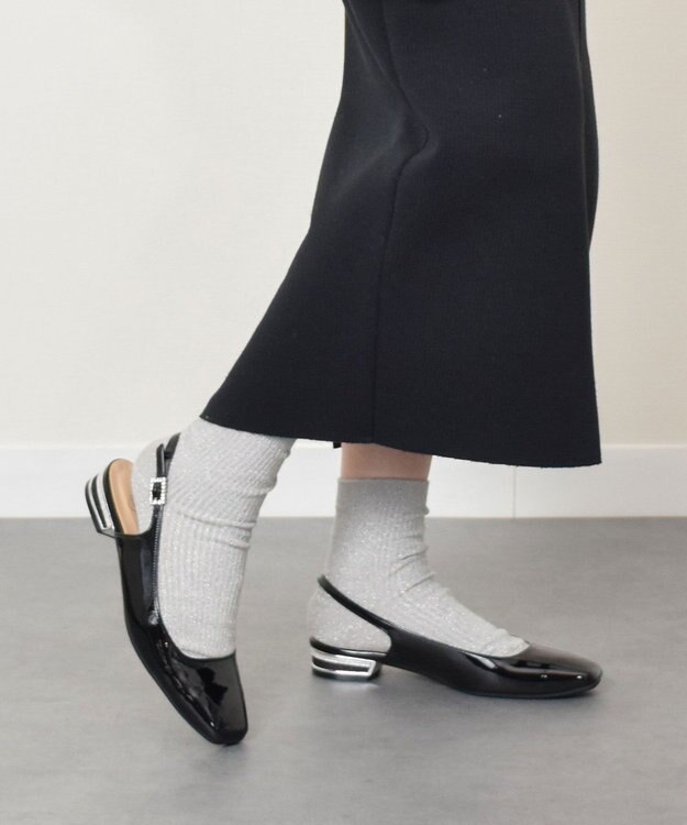 Bridget Birkin 【PARADIS COULEUR】ビジューレーンバックバンドパンプス ブラックエナメル