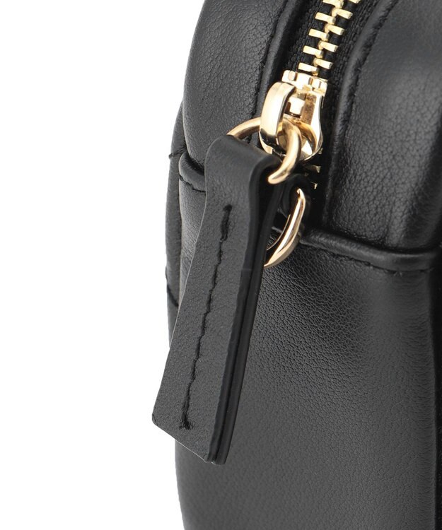 23区 ファスナー キルティング ショルダーバッグ ブラック系