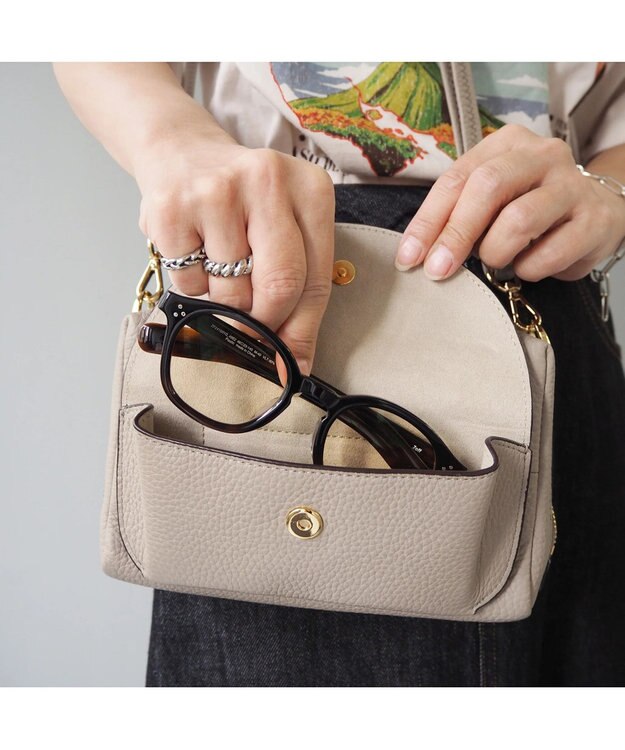 PELLE BORSA レザーポシェット メガネポケット付き Reinette レネット 4795 グレージュ