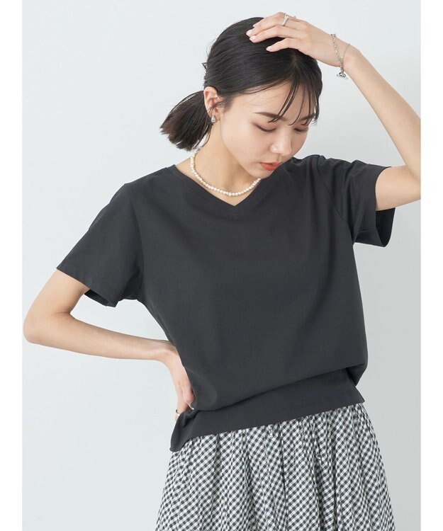 earth music&ecology ＶネックＴシャツ（汗じみ防止） Black