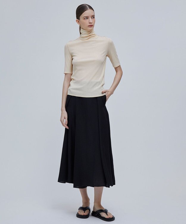 BEIGE， ROBERT / ハイネックトップス Light Orange