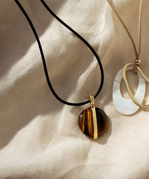 23区 ラウンドストーン ネックレス ダークブラウン系