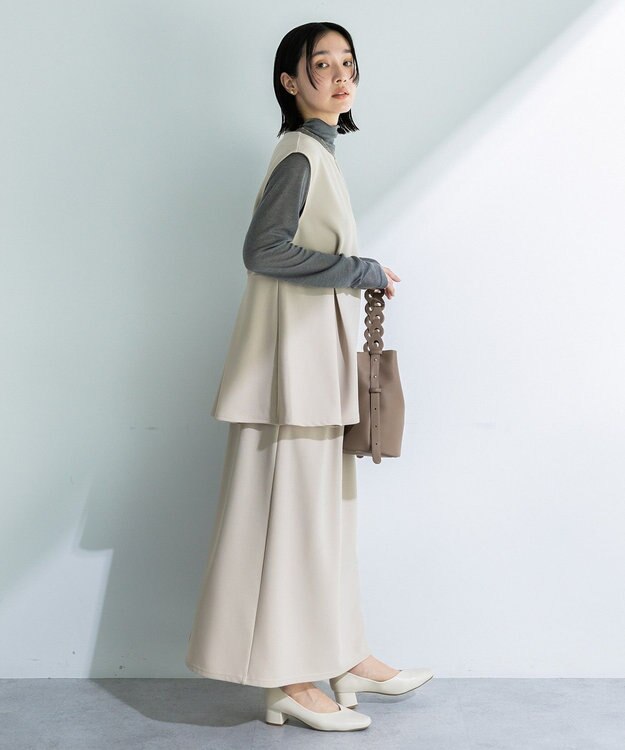 Green Parks 楽ちんリップルペプラムベスト Light Beige