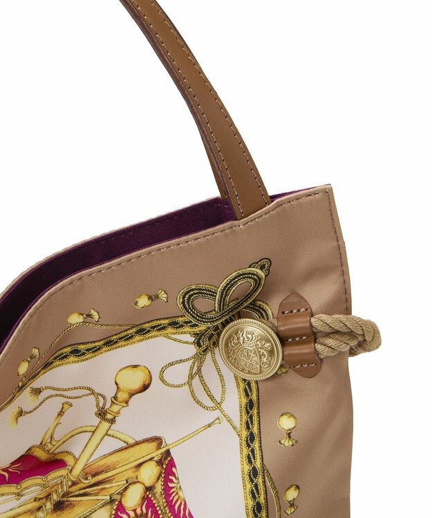 TOPKAPI 【TREASURE TOPKAPI】マイルドサテン スカーフ柄 トートバッグ ベージュ