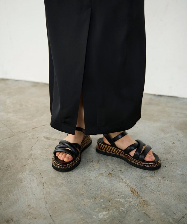 GRACE CONTINENTAL サテンストレートスカート ブラック