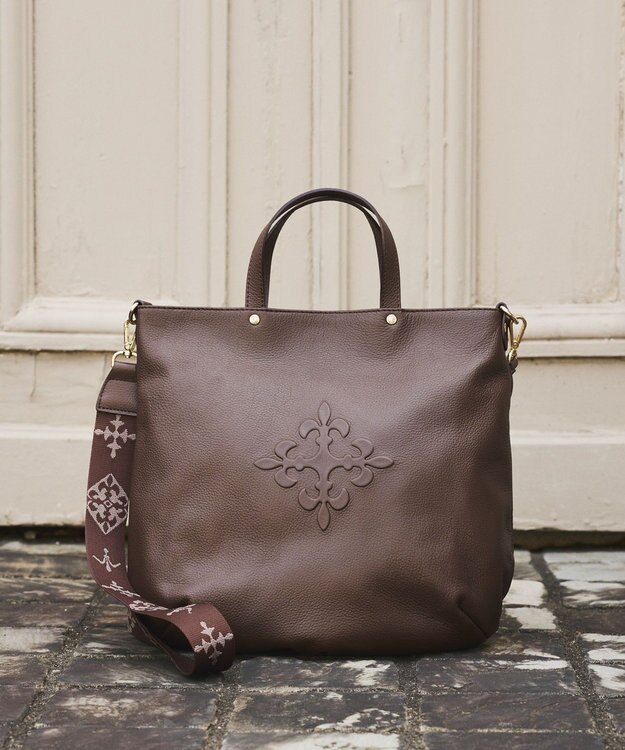 russet スリム2WAYトートバッグ <エンボスモノグラム>(CE-1611) D.Brown