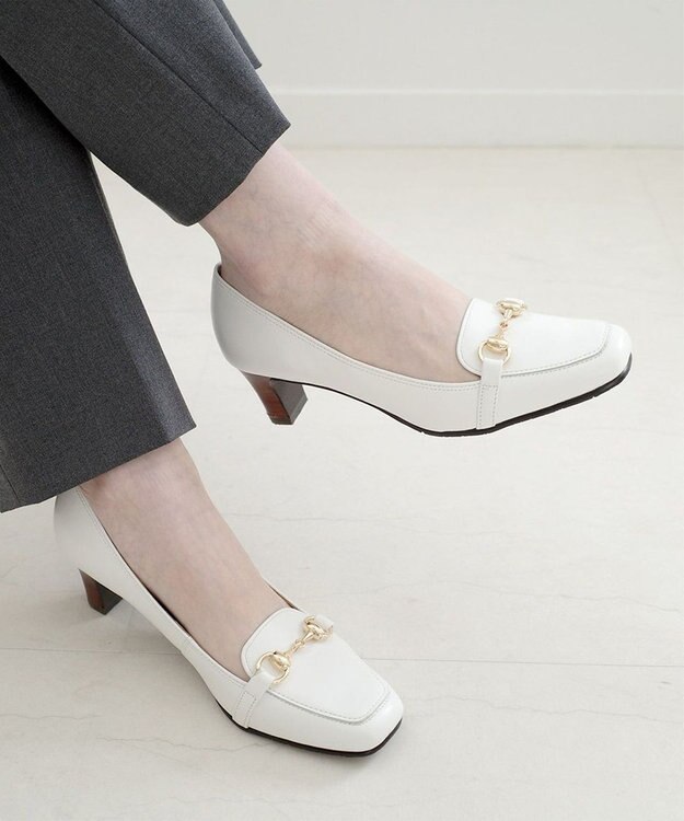 Pointer 日本製 ビット付きヒールアップローファー オフホワイト