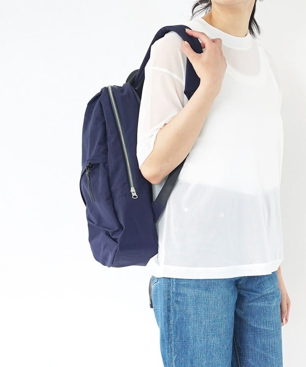 NIZYU KANO LIGHT NYLONリュック Mサイズ ネイビー