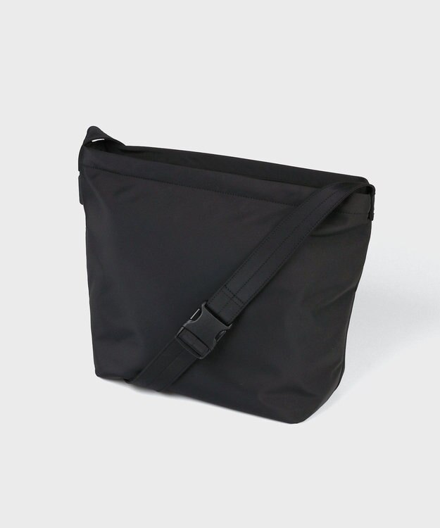 Paul Smith PSライトポリエステル ショルダーバッグ ブラック