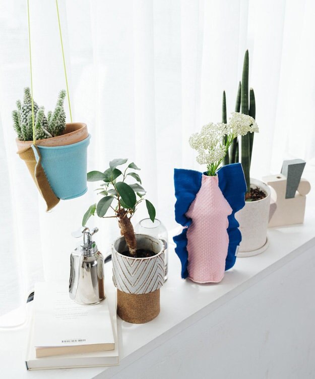 TRICOTE HANGING PLANT POT COVER S 72PINK