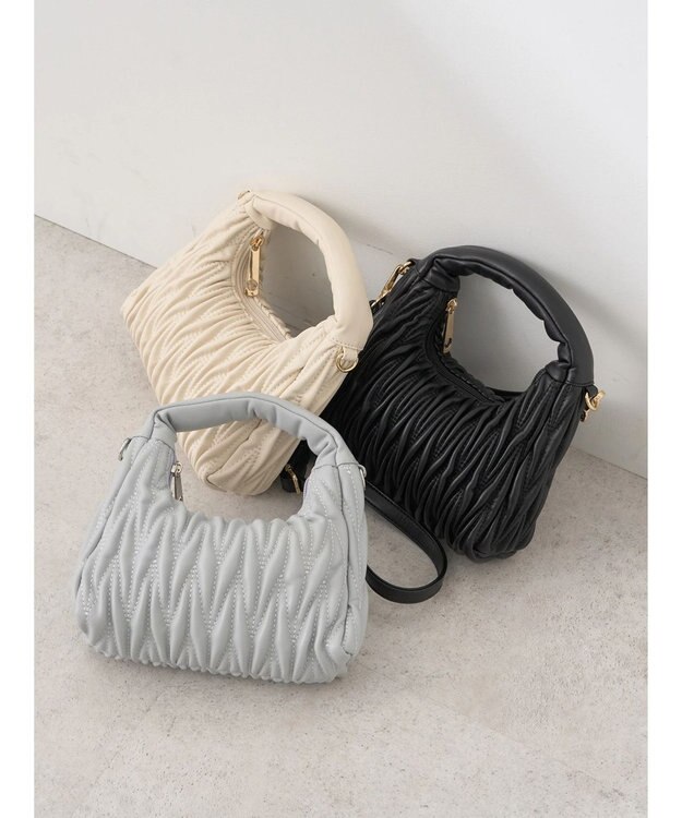 earth music&ecology ウエーブキルトショルダーバッグ Light Gray