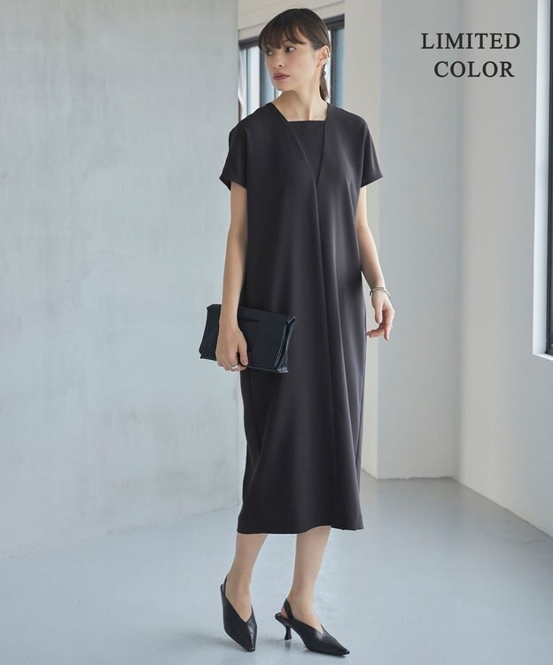 ICB 【接触冷感・UVケア・速乾・洗える】FluidBackSatin レイヤードデザインワンピース チャコール系［WEB限定］