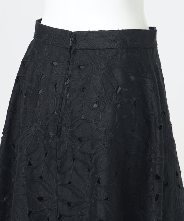 23区 【R(アール)】リネンエンブロイダリー スカート ブラック系