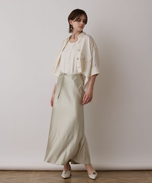 GRACE CONTINENTAL サテンストレッチイージースカート ライトグリーン