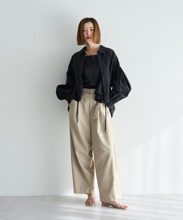 YECCA VECCA ベルト付きカーヴィーパンツ Beige