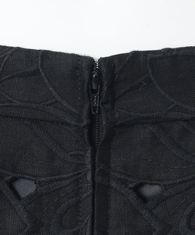 23区 【R(アール)】リネンエンブロイダリー スカート ブラック系