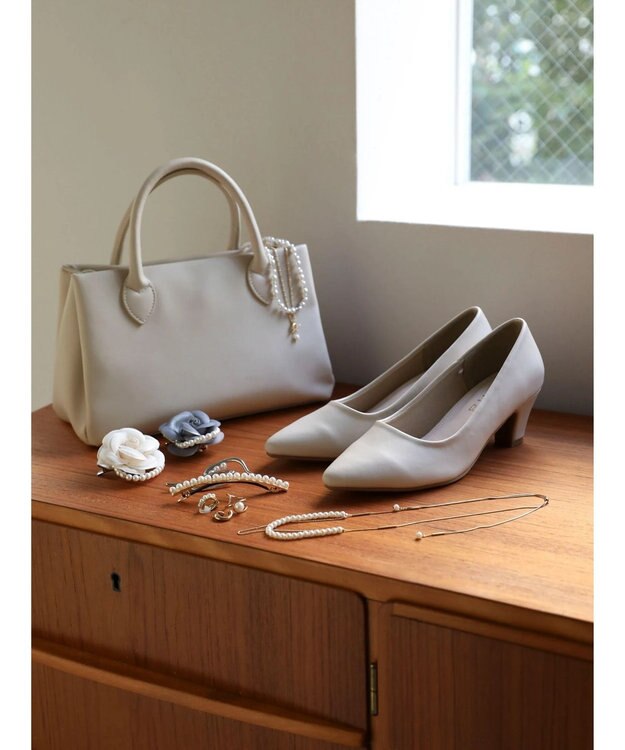 Green Parks ＲＵＰＩＳ．クッションパンプス Ivory