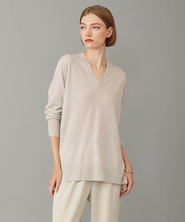 ICB 【洗える】コンパクトウール Vネックプルオーバー トープ系