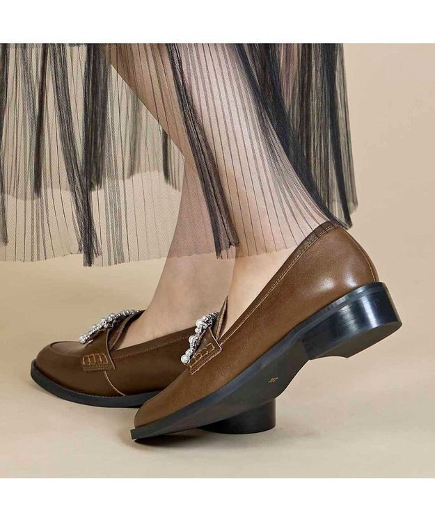 MODE ET JACOMO <carino>ビジューバックルローファー カーキ