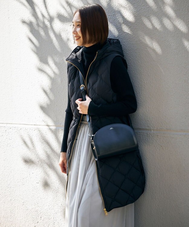 UNFILO 【TAION×UNFILO】フード付き ジレ ブラック