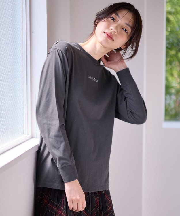 ANY L 【洗濯機可】チビロゴロングスリーブＴシャツ チャコール