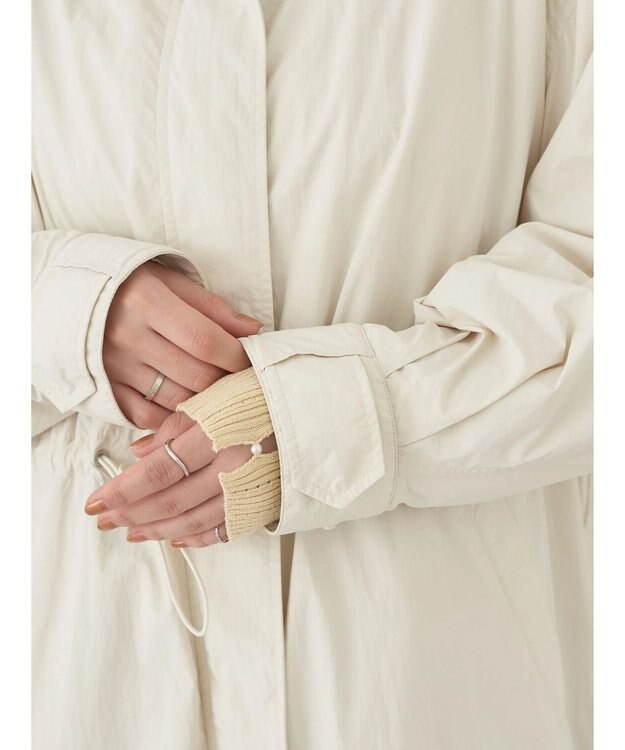 earth music&ecology テックフードロングコート Ecru