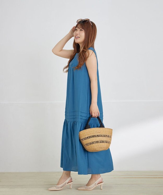 Tiaclasse L 【小倉優子さん着用・洗える・XSサイズ】麻調ピンタックロングワンピース ブルー