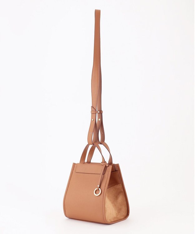 組曲 【23AW】4WAYハンド バッグ キャメル系